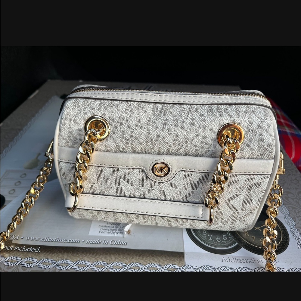 Michael Kors Crossbody